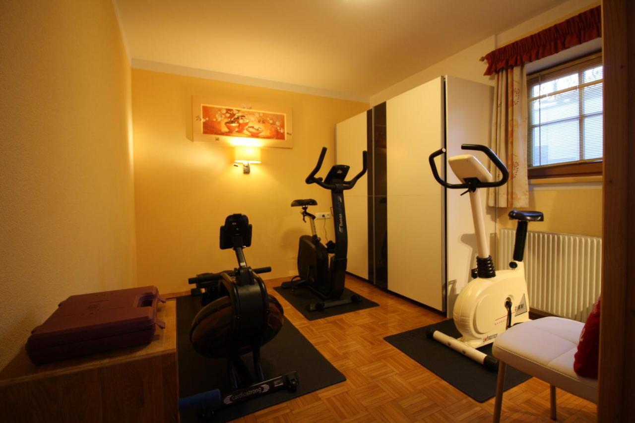 Aparthotel Vronis Waldhaus Adults Only Mayrhofen Esterno foto