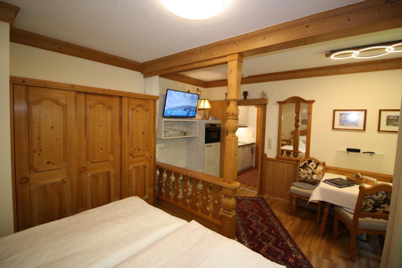 Aparthotel Vronis Waldhaus Adults Only Mayrhofen Esterno foto