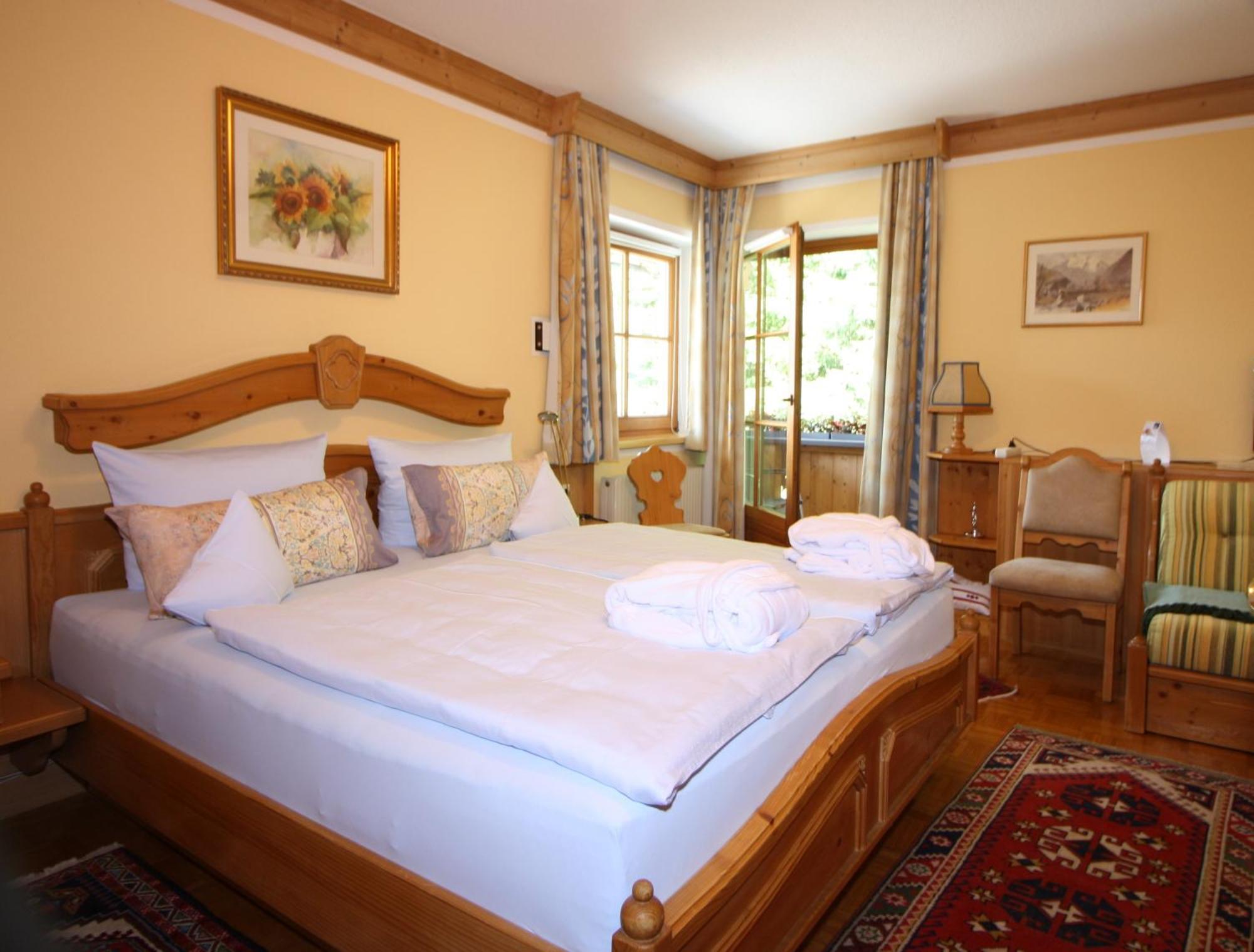Aparthotel Vronis Waldhaus Adults Only Mayrhofen Esterno foto