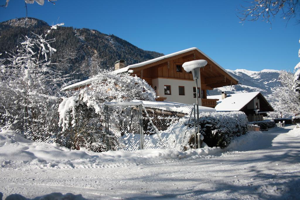 Aparthotel Vronis Waldhaus Adults Only Mayrhofen Esterno foto