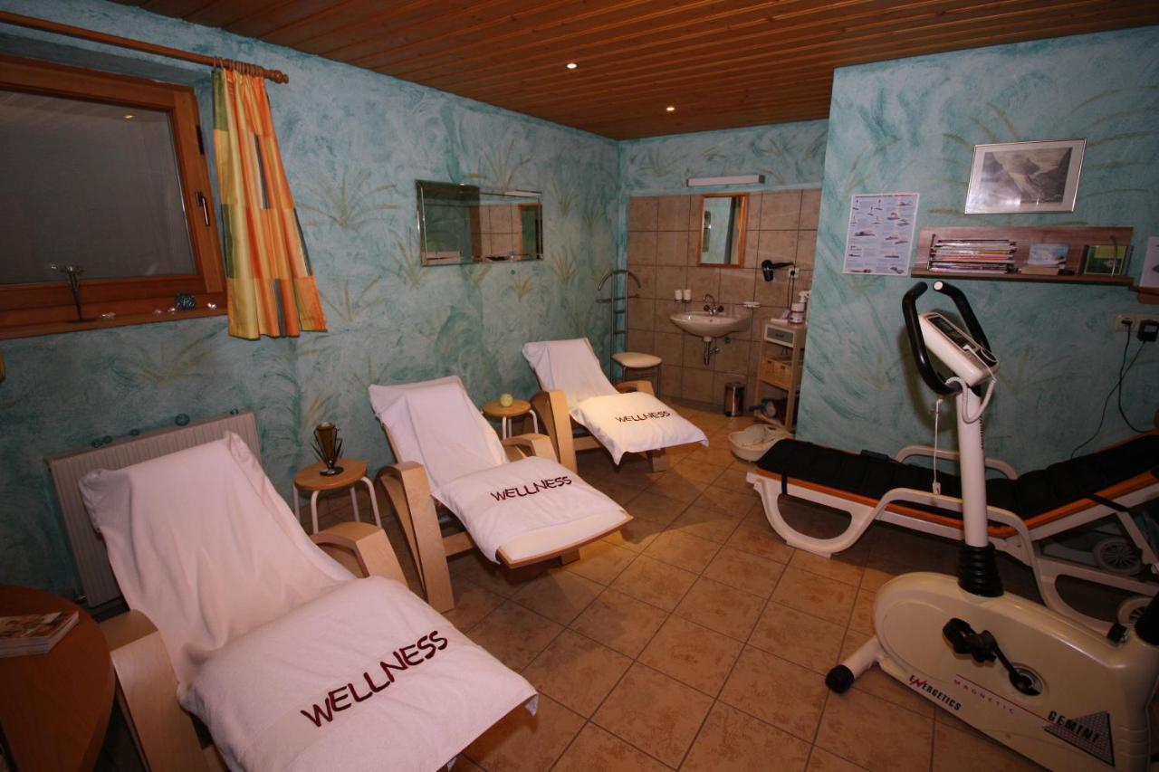 Aparthotel Vronis Waldhaus Adults Only Mayrhofen Esterno foto